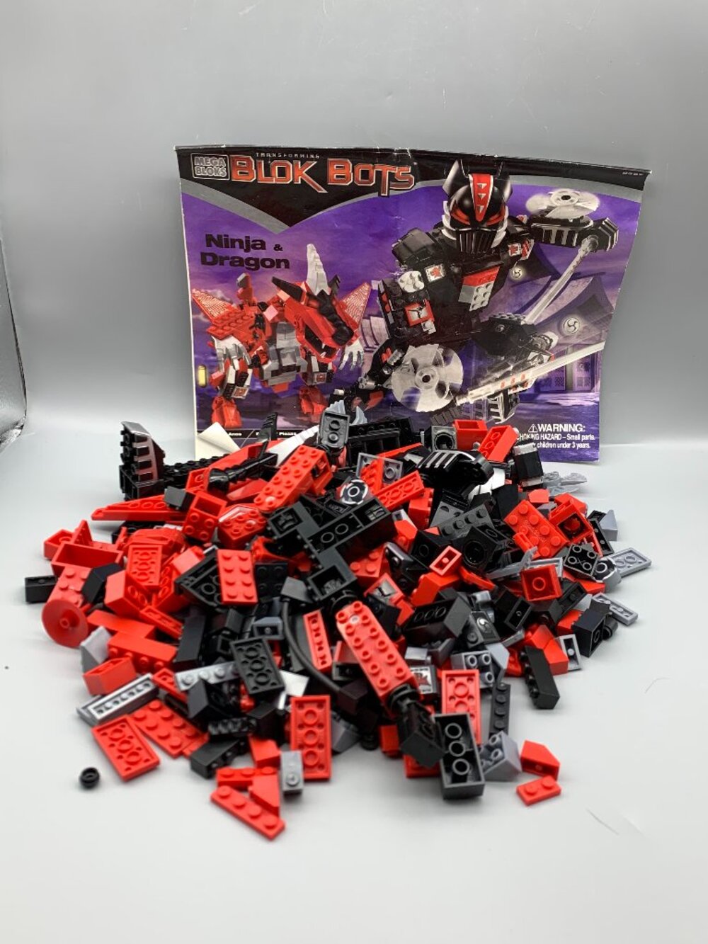 2001 Mega Bloks Transforming Blok Bots: Ninja & Dragon (set #9357) Retired